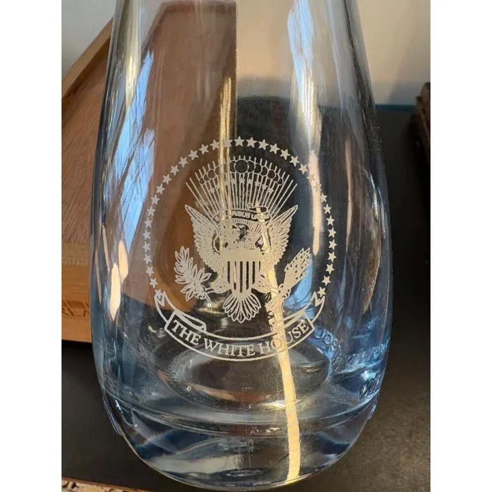 N/A vivreau glass